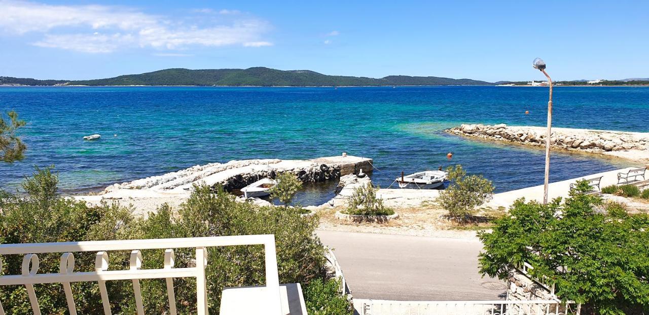 Luxury Beach Apartment W Sunset Sea Views Šibenik Eksteriør billede