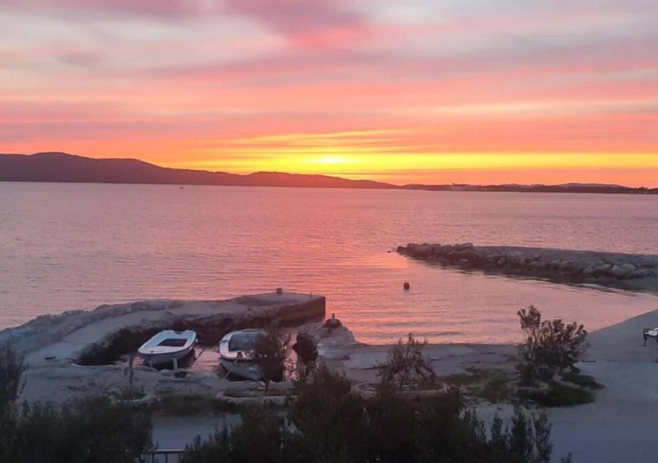 Luxury Beach Apartment W Sunset Sea Views Šibenik Eksteriør billede