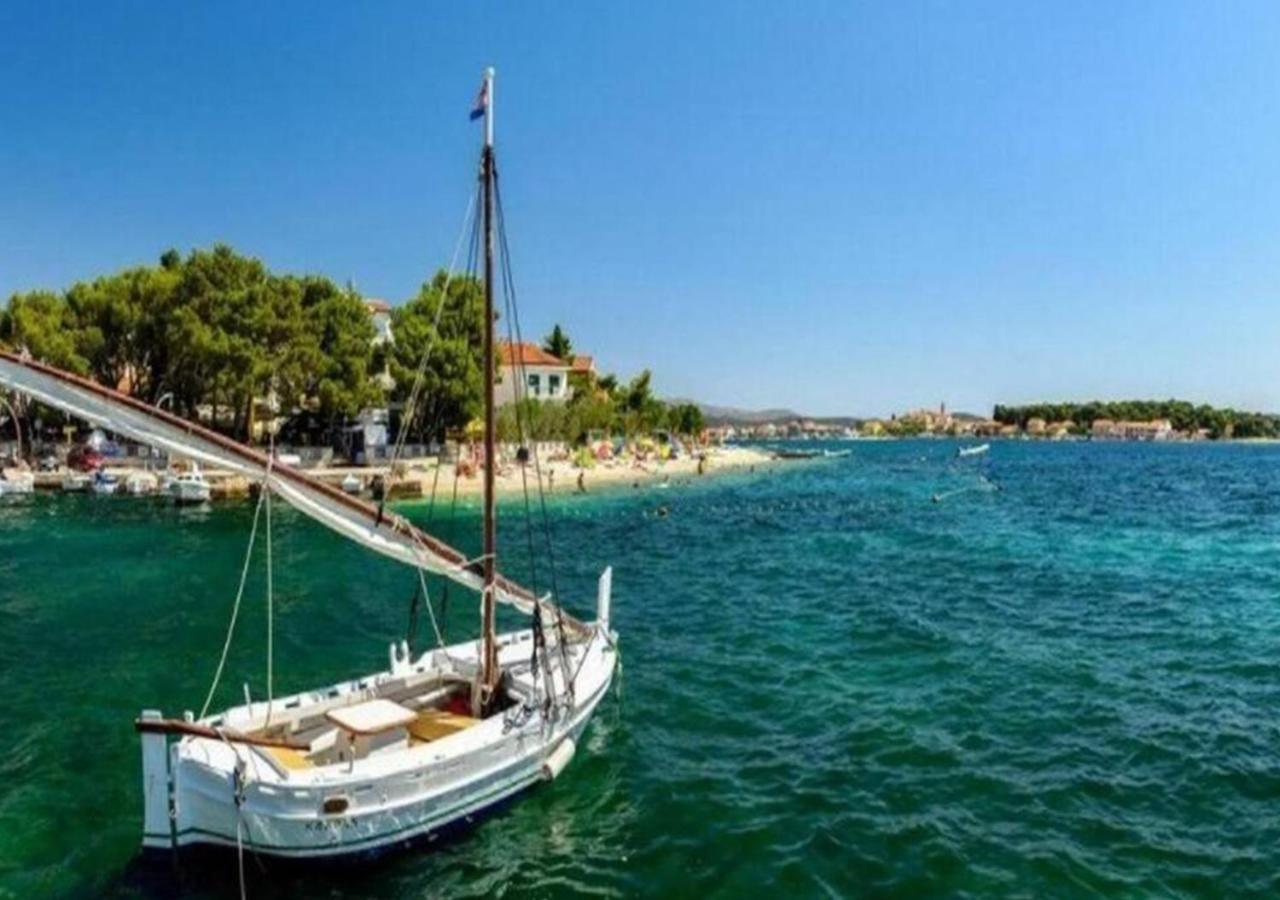 Luxury Beach Apartment W Sunset Sea Views Šibenik Eksteriør billede