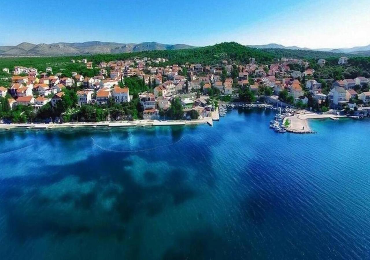 Luxury Beach Apartment W Sunset Sea Views Šibenik Eksteriør billede