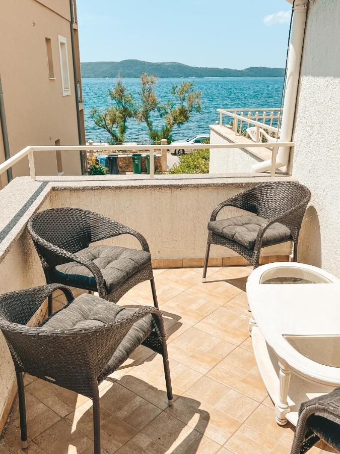 Luxury Beach Apartment W Sunset Sea Views Šibenik Eksteriør billede