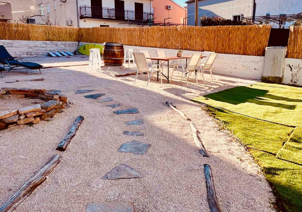 Luxury Beach Apartment W Sunset Sea Views Šibenik Eksteriør billede