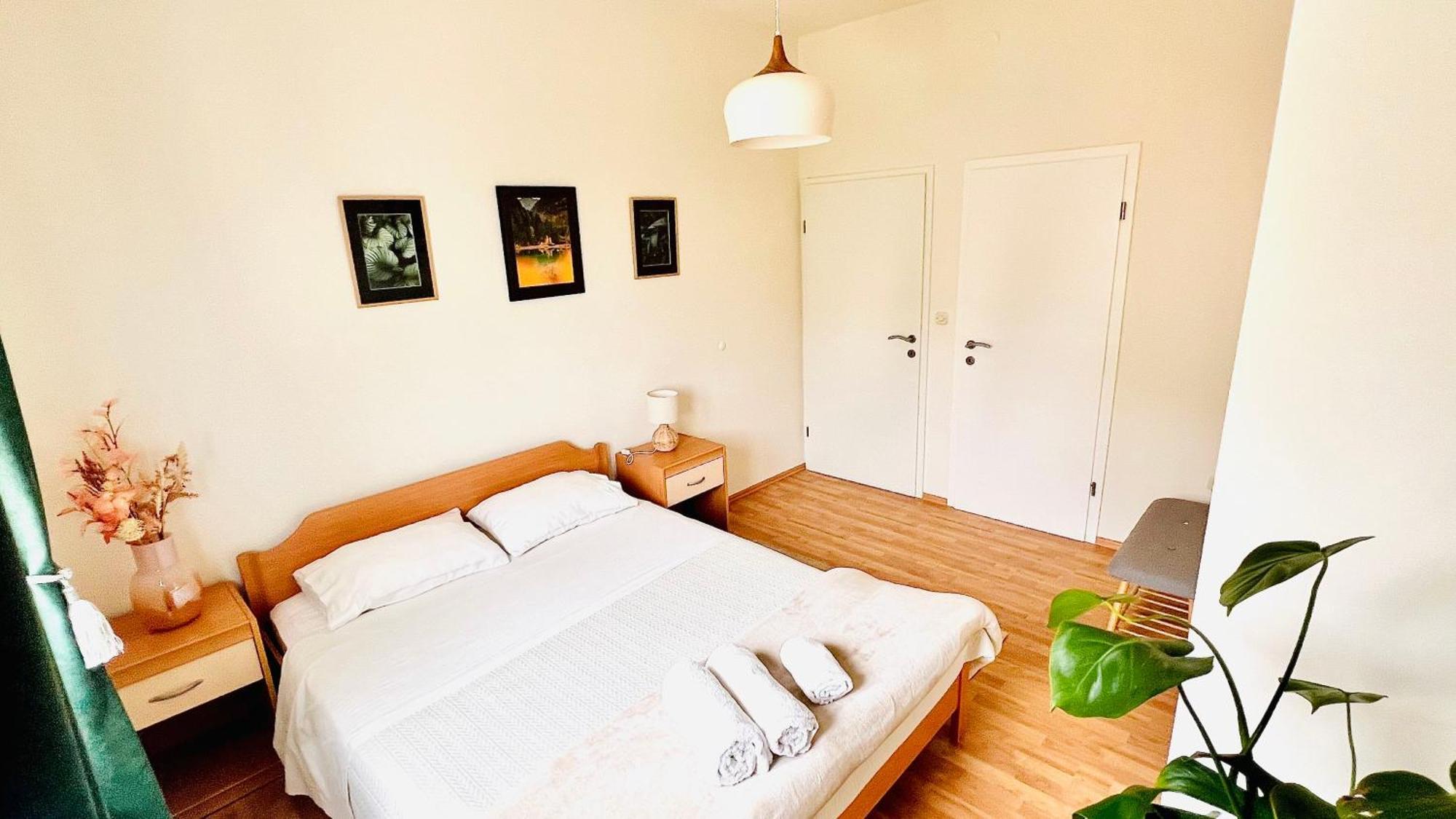 Luxury Beach Apartment W Sunset Sea Views Šibenik Eksteriør billede
